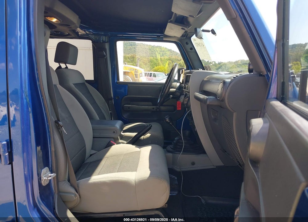 2009 JEEP WRANGLER UNLIMITED VIN: 1J4GA39119L744575