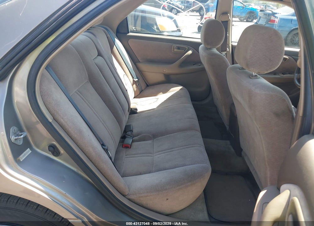 1997 TOYOTA CAMRY LE VIN: 4T1BG22K4VU128557