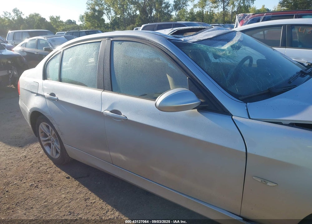 2008 BMW 328XI VIN: WBAVC93518K042165