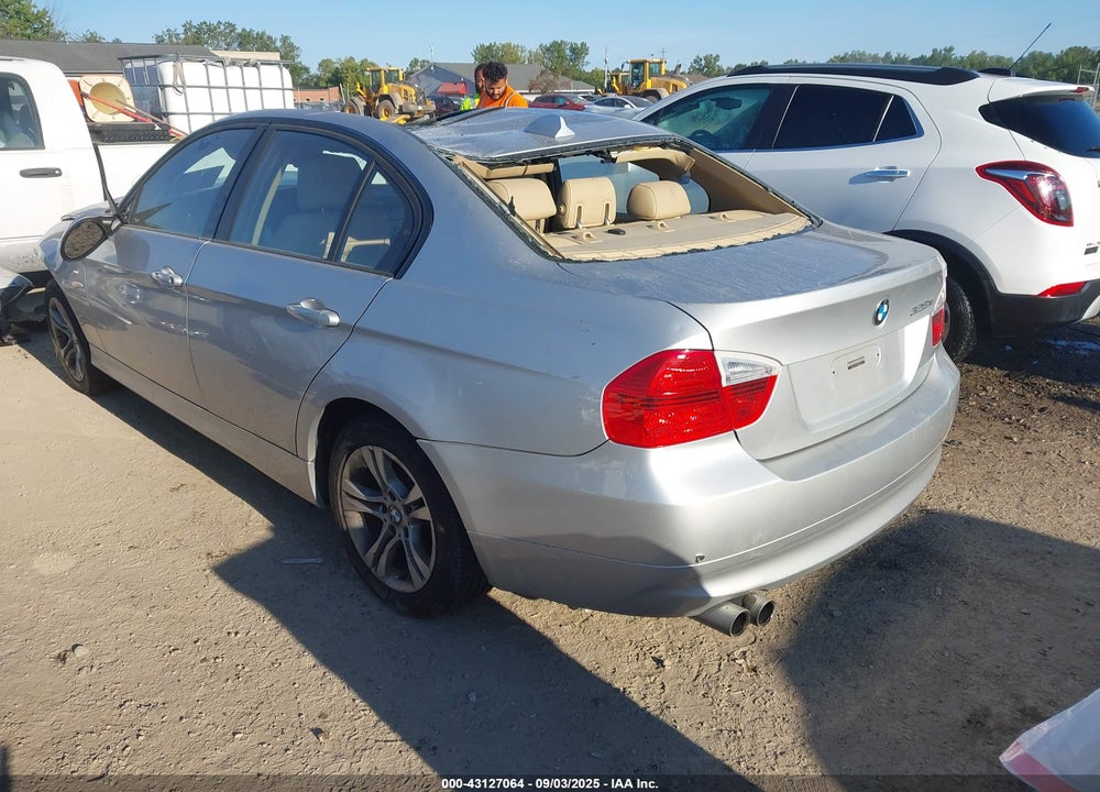 2008 BMW 328XI VIN: WBAVC93518K042165