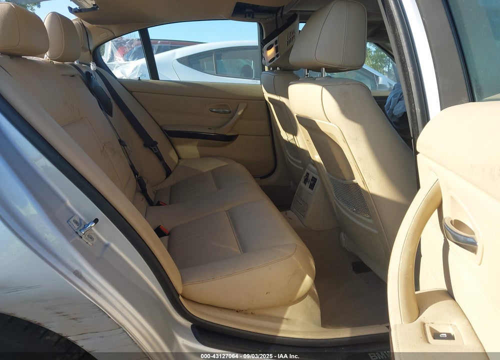2008 BMW 328XI VIN: WBAVC93518K042165