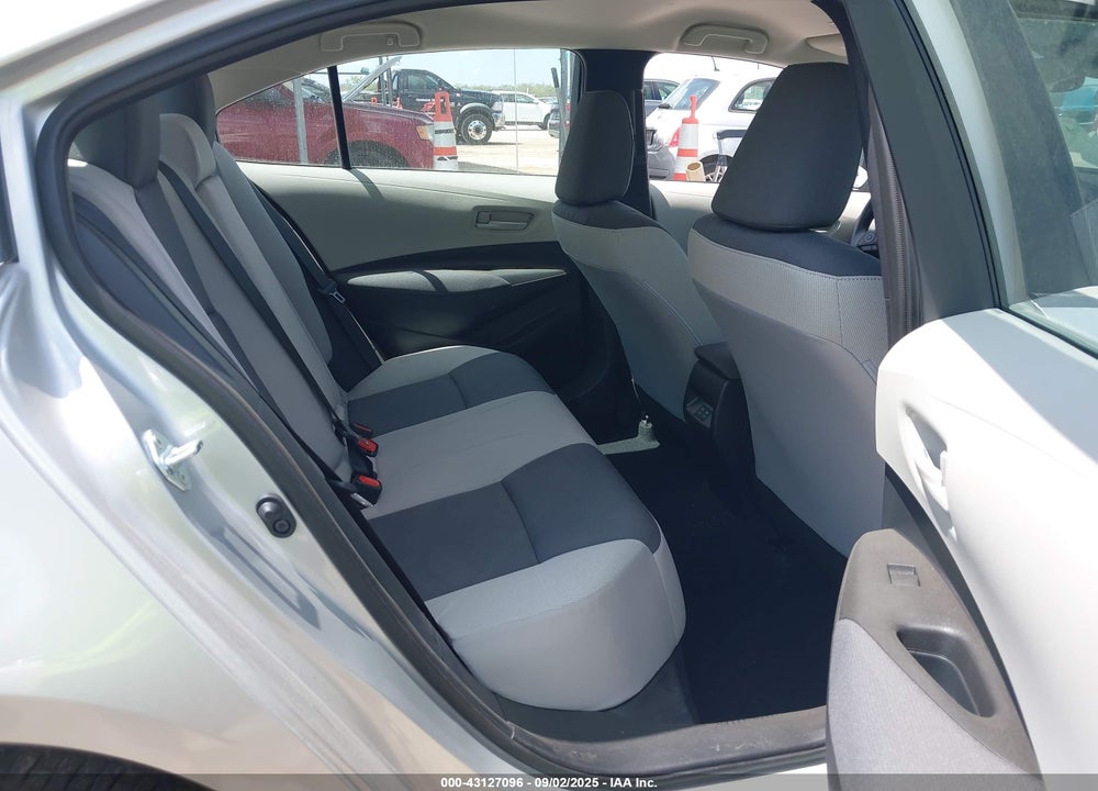 2025 TOYOTA COROLLA LE VIN: 5YFB4MDE9SP317021