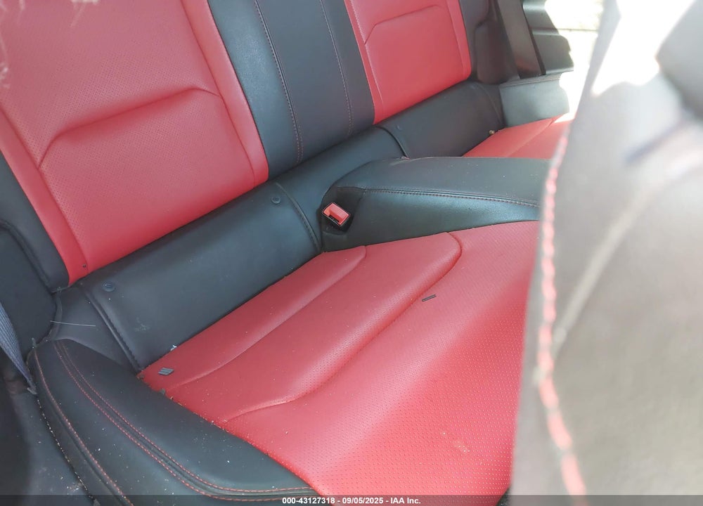 2018 CHEVROLET CAMARO VIN: 1G1FH1R70J0101140