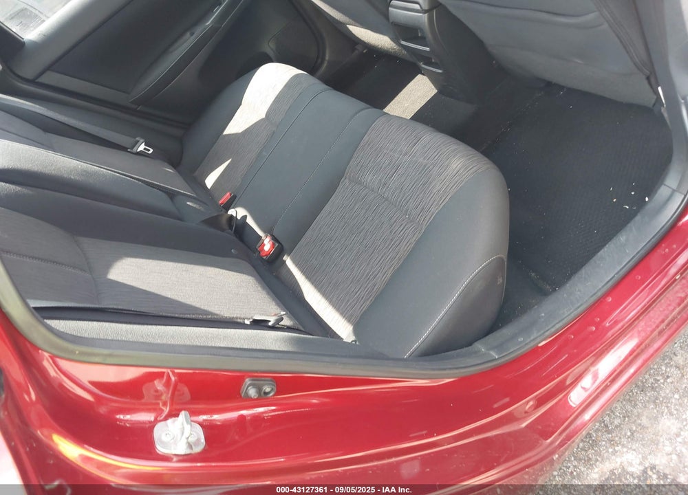 2015 NISSAN SENTRA VIN: 3N1AB7AP7FY331923