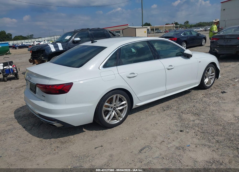 2022 AUDI A4 VIN: WAUEAAF49NN015008
