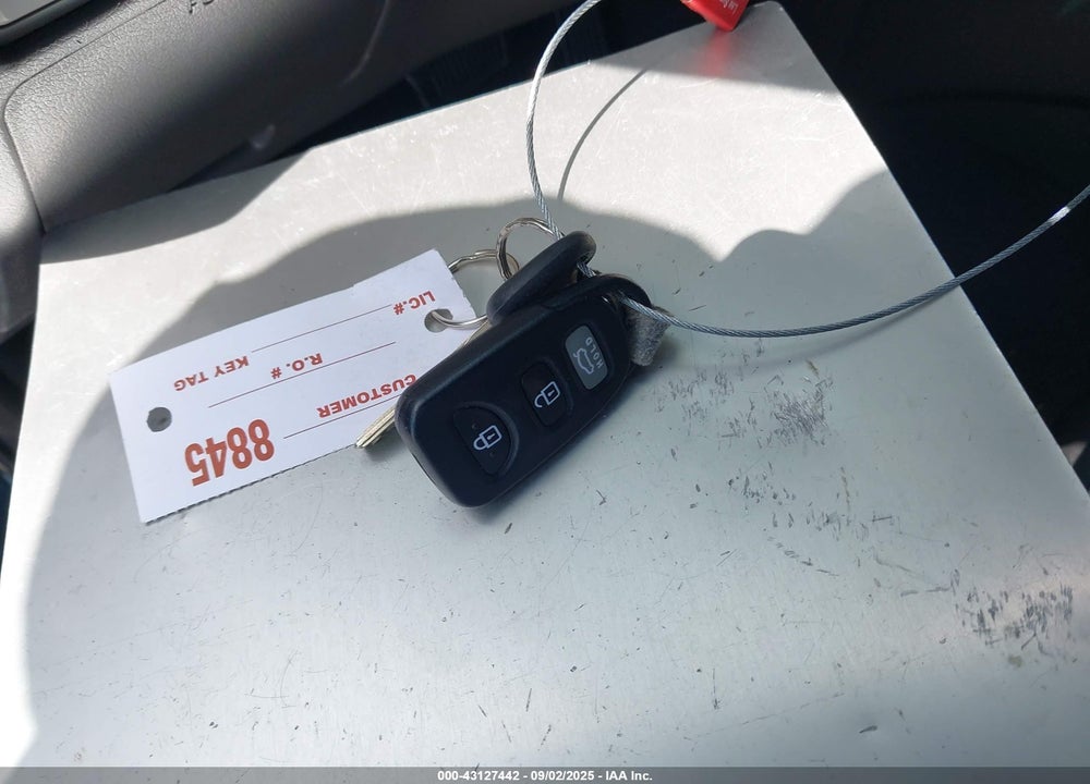 2011 HYUNDAI SONATA VIN: 5NPEB4AC1BH012955