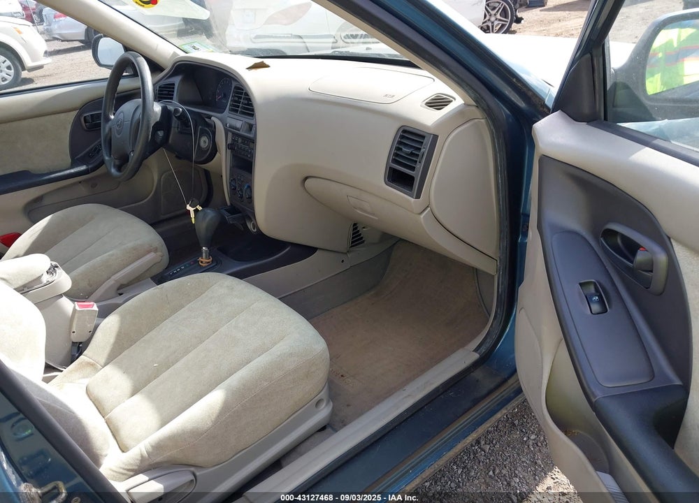 2003 HYUNDAI ELANTRA GLS/GT VIN: KMHDN45D83U568642