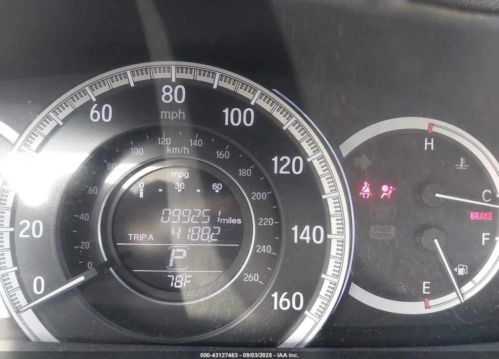 2016 HONDA ACCORD VIN: 1HGCR2F36GA028570
