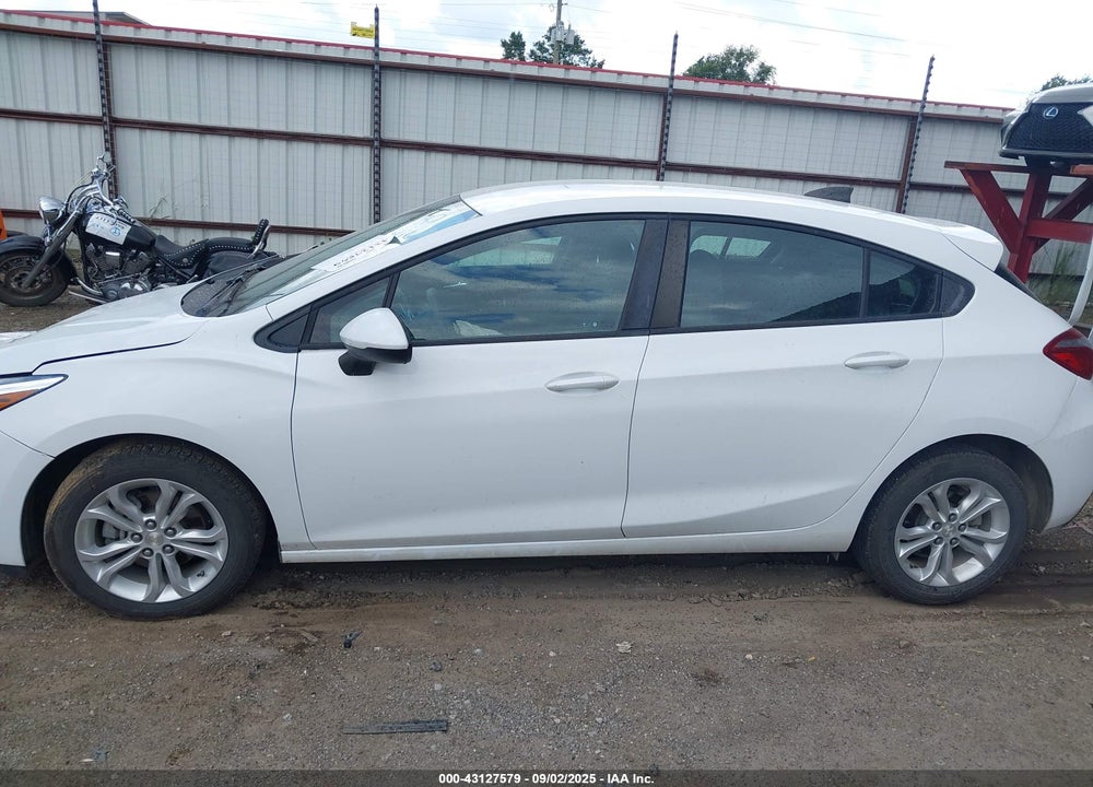 2019 CHEVROLET CRUZE LS VIN: 3G1BC6SM7KS586526