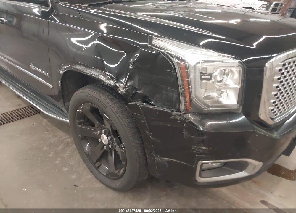 2016 GMC YUKON XL DENALI VIN: 1GKS2HKJ6GR428205