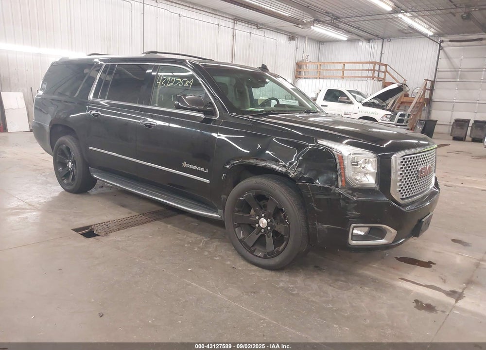 2016 GMC YUKON XL DENALI VIN: 1GKS2HKJ6GR428205