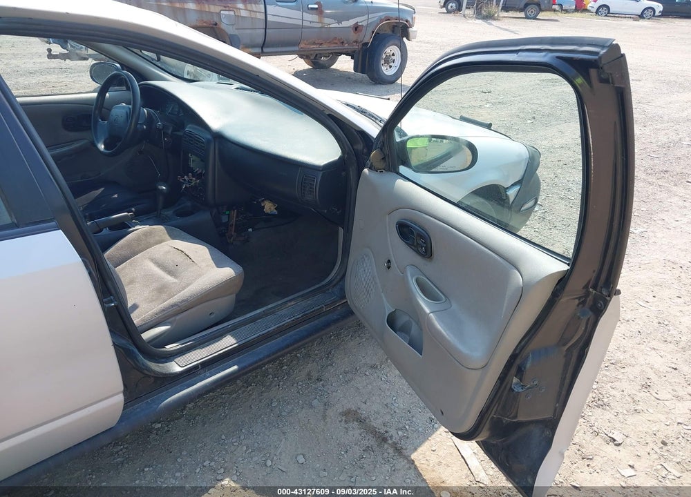 2000 SATURN SL1 VIN: 1G8ZH528XYZ114671