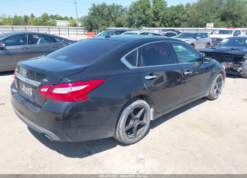 2017 NISSAN ALTIMA VIN: 1N4AL3AP5HC193352
