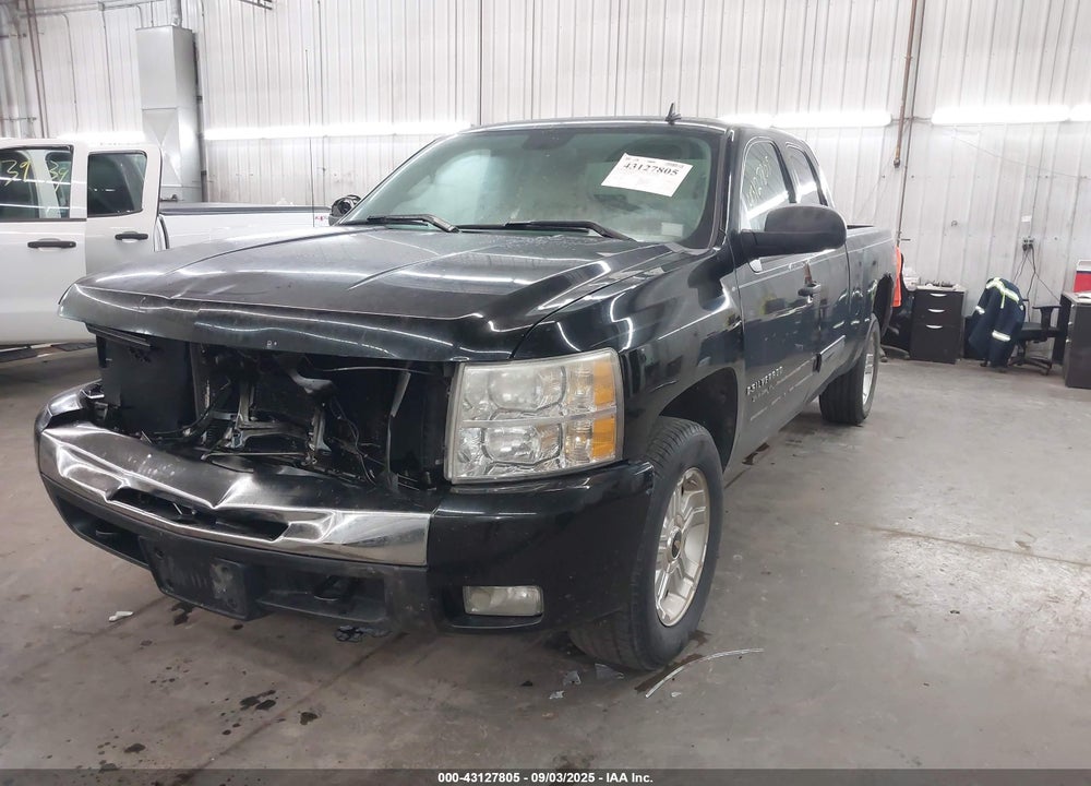 2009 CHEVROLET SILVERADO 1500 LT VIN: 1GCEK29029Z117683