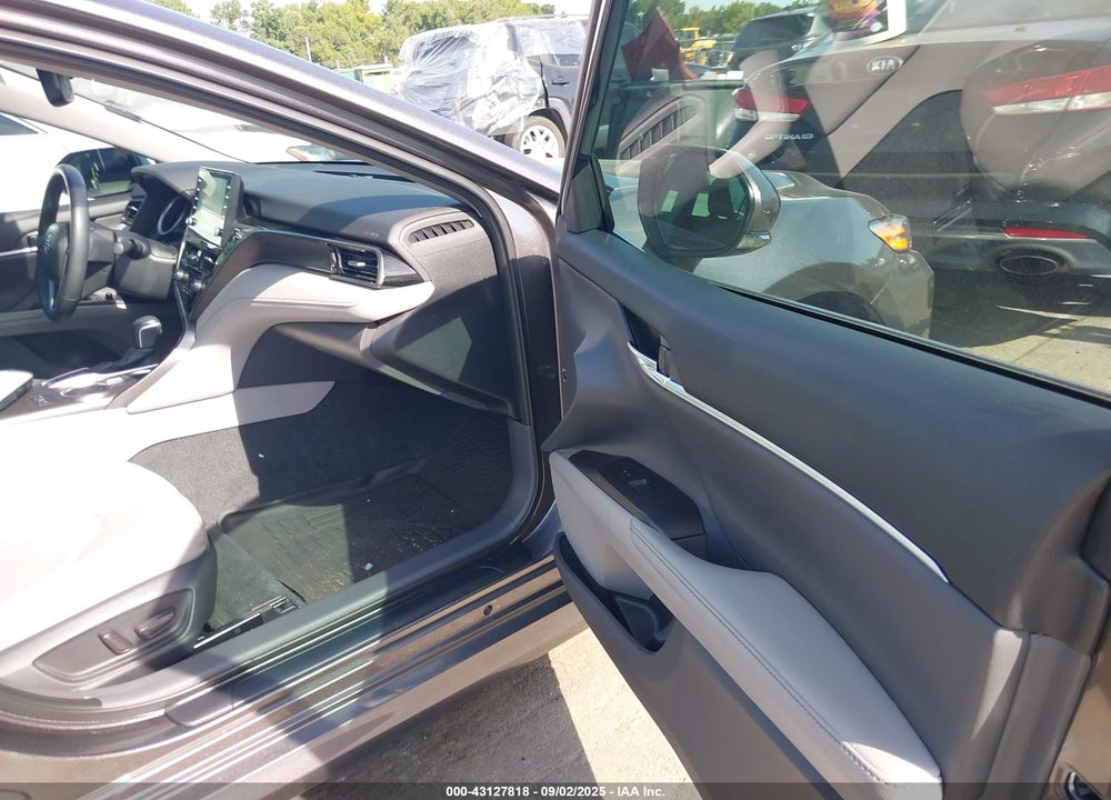 2022 TOYOTA CAMRY XLE VIN: 4T1F11AK1NU033226