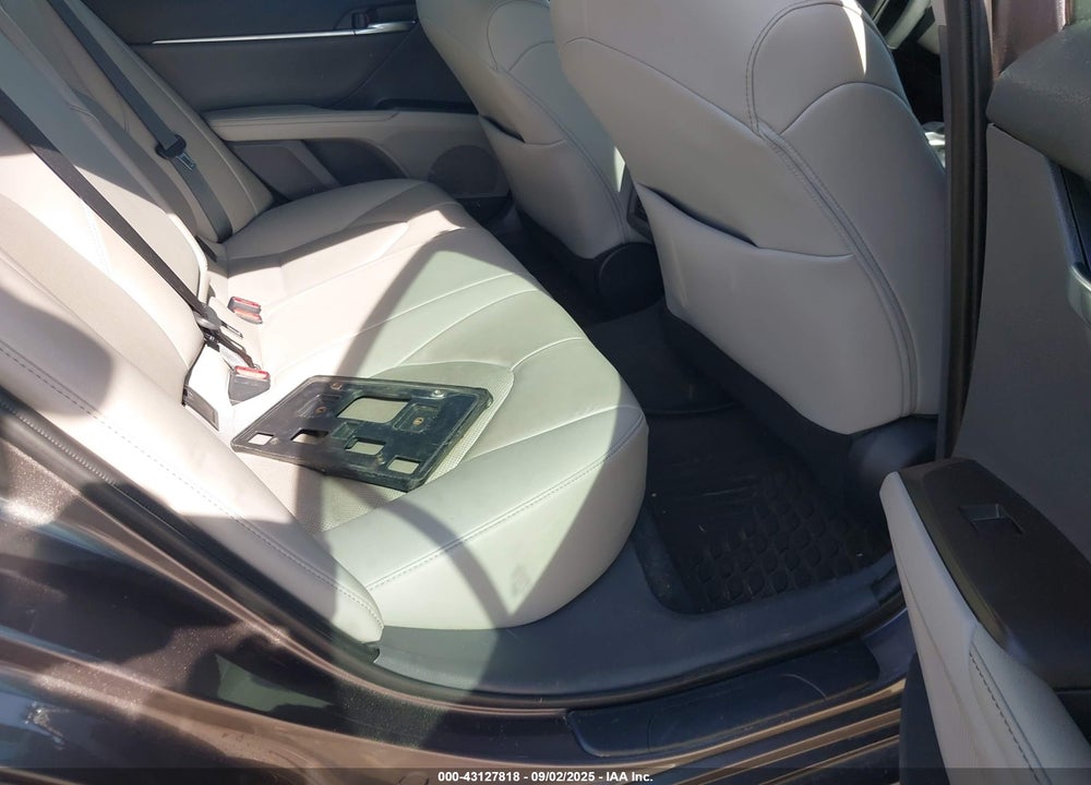 2022 TOYOTA CAMRY XLE VIN: 4T1F11AK1NU033226
