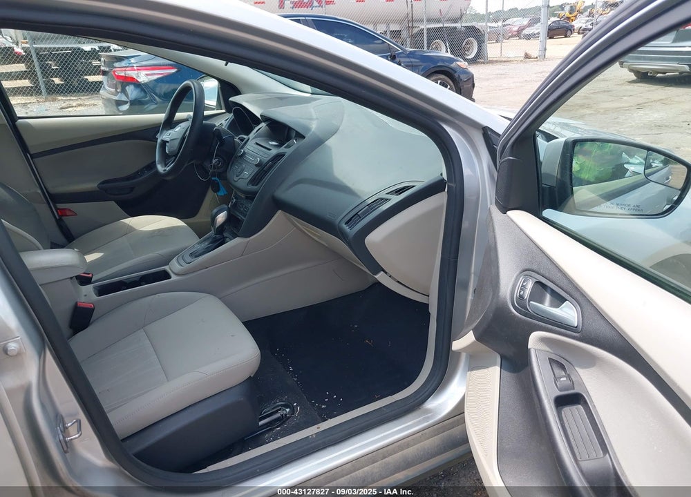 2017 FORD FOCUS VIN: 1FADP3F29HL234547