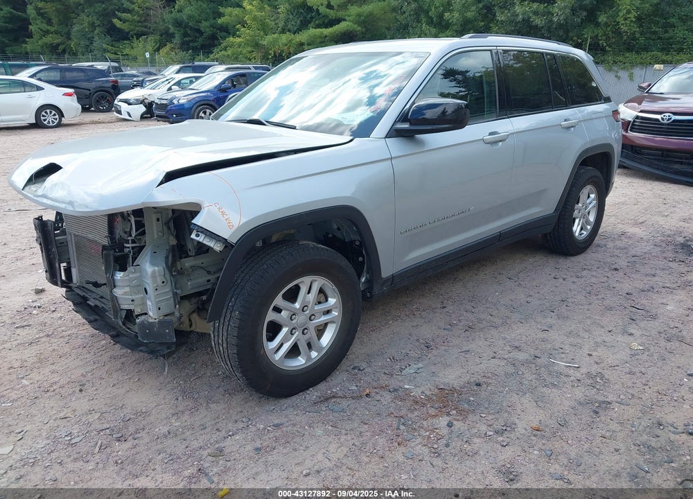 2022 JEEP GRAND CHEROKEE VIN: 1C4RJHAG8N8588172
