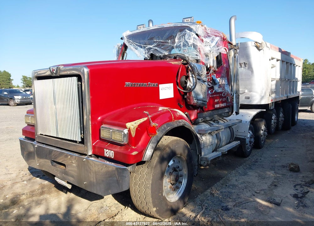 2017 WESTERN STAR 4900 EX VIN: 5KKHAEDV0HPJF6670