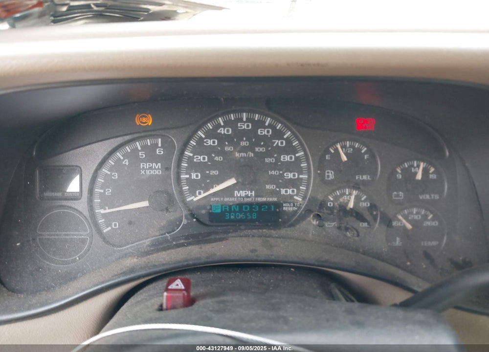 2002 CHEVROLET SILVERADO 1500 LS VIN: 2GCEK19V021217592