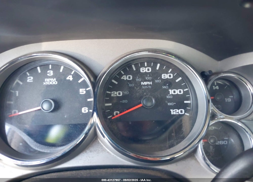 2008 CHEVROLET SILVERADO 1500 LT1 VIN: 2GCEK19J881218463