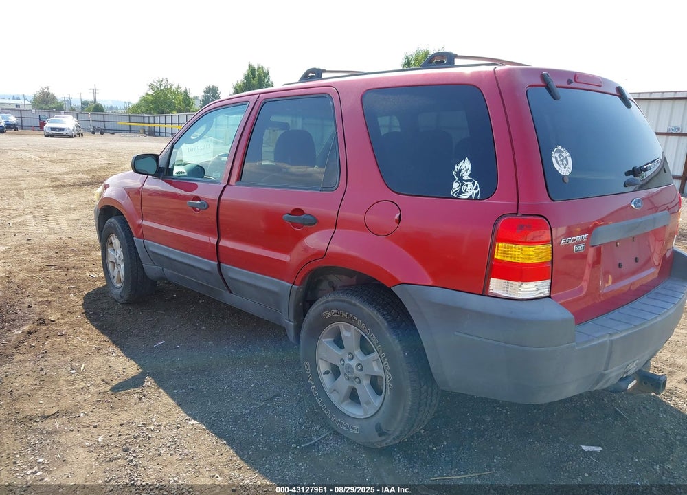 2005 FORD ESCAPE XLT VIN: 1FMYU93145KA70737