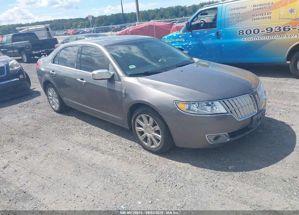 2011 LINCOLN MKZ VIN: 3LNHL2GC9BR770928
