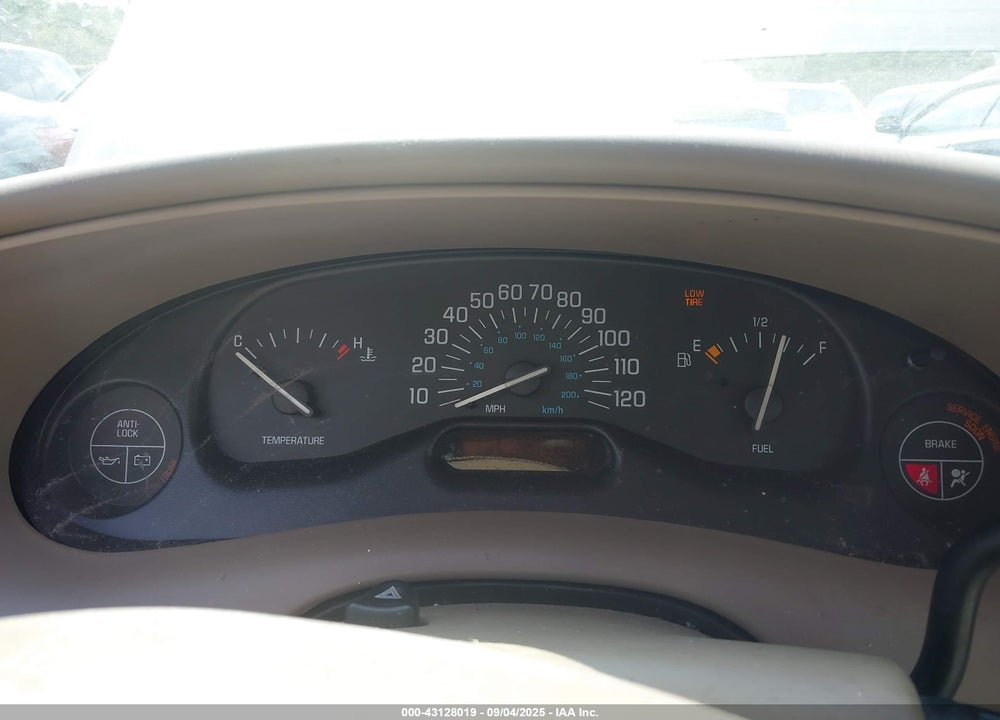 1999 BUICK CENTURY CUSTOM VIN: 2G4WS52M3X1599908