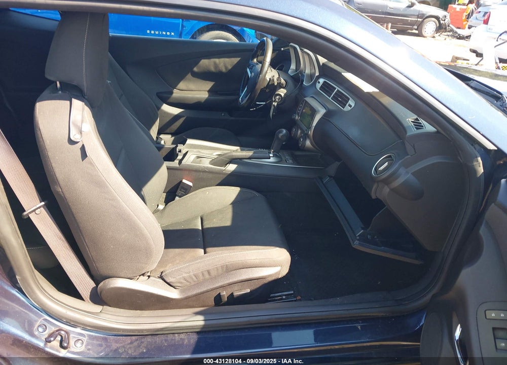 2015 CHEVROLET CAMARO VIN: 2G1FD1E31F9205812