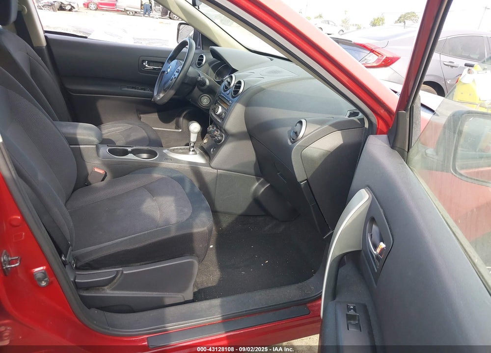 2013 NISSAN ROGUE VIN: JN8AS5MV8DW625013