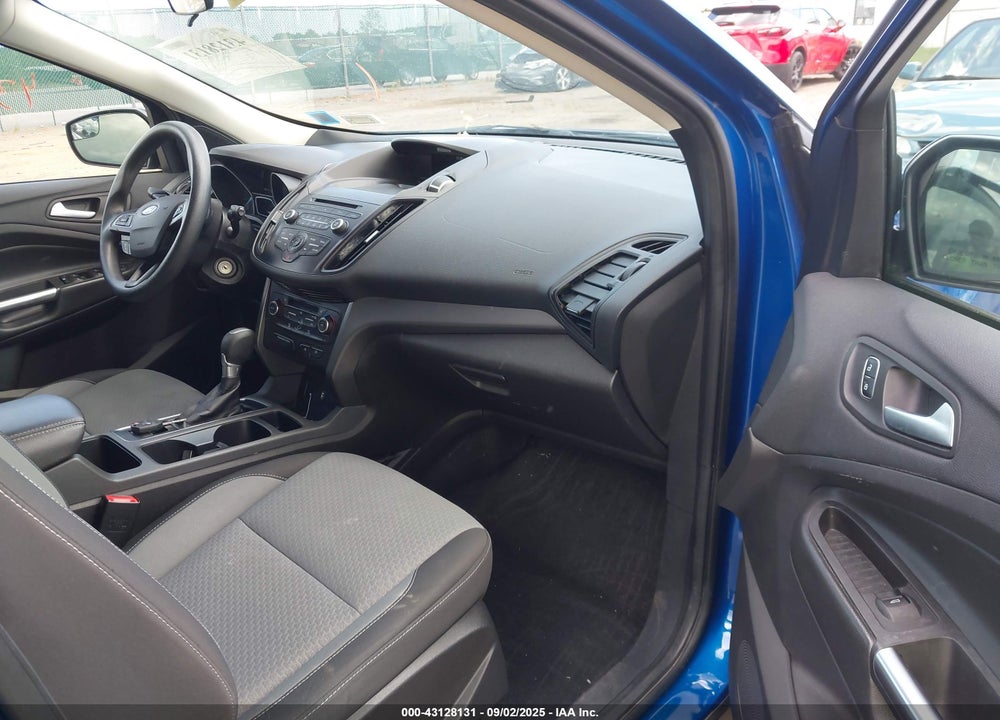 2017 FORD ESCAPE VIN: 1FMCU9GD1HUE20011