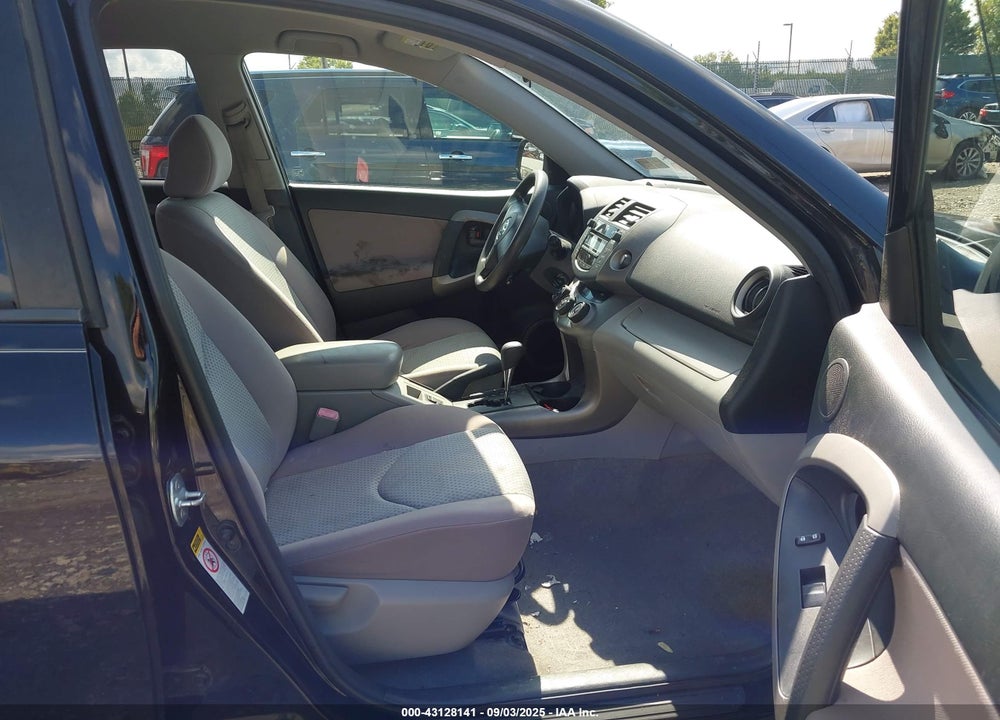 2008 TOYOTA RAV4 VIN: JTMBD33V886076175