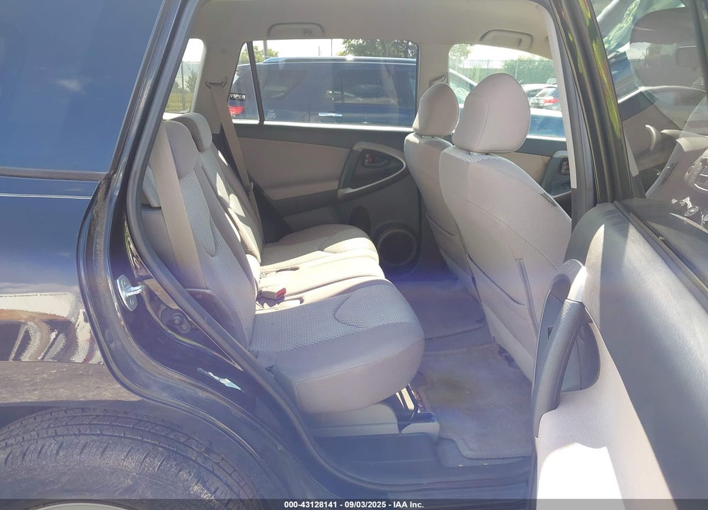 2008 TOYOTA RAV4 VIN: JTMBD33V886076175