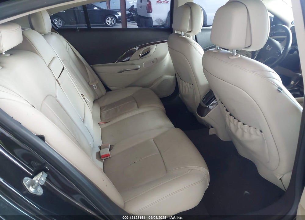 2014 BUICK LACROSSE LEATHER GROUP VIN: 1G4GC5G3XEF173706