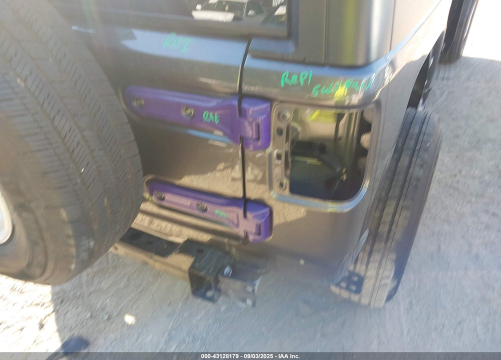 2023 JEEP WRANGLER / VIN: 1C4HJXDN4PW678353