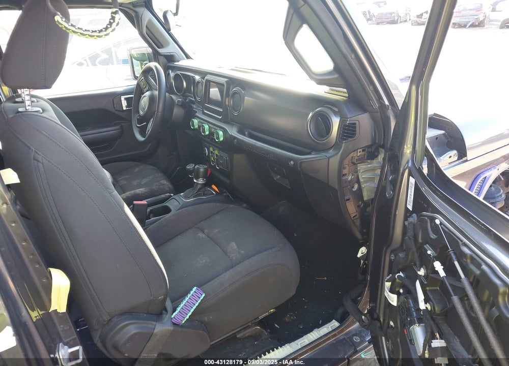 2023 JEEP WRANGLER / VIN: 1C4HJXDN4PW678353