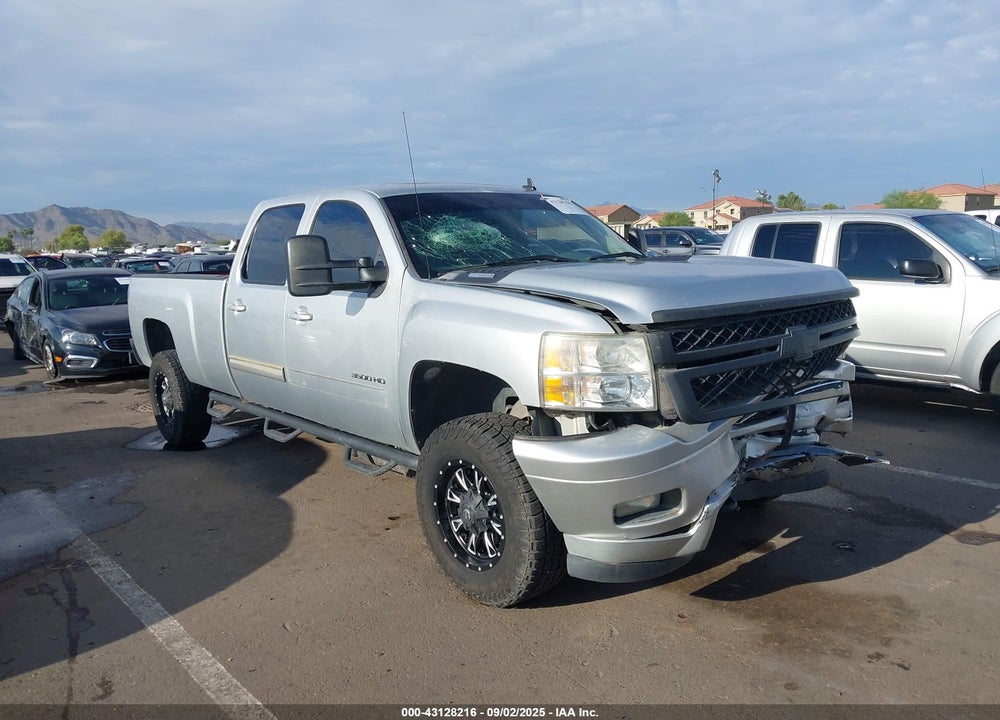 2012 CHEVROLET SILVERADO 3500HD LTZ VIN: 1GC4K1E80CF214973