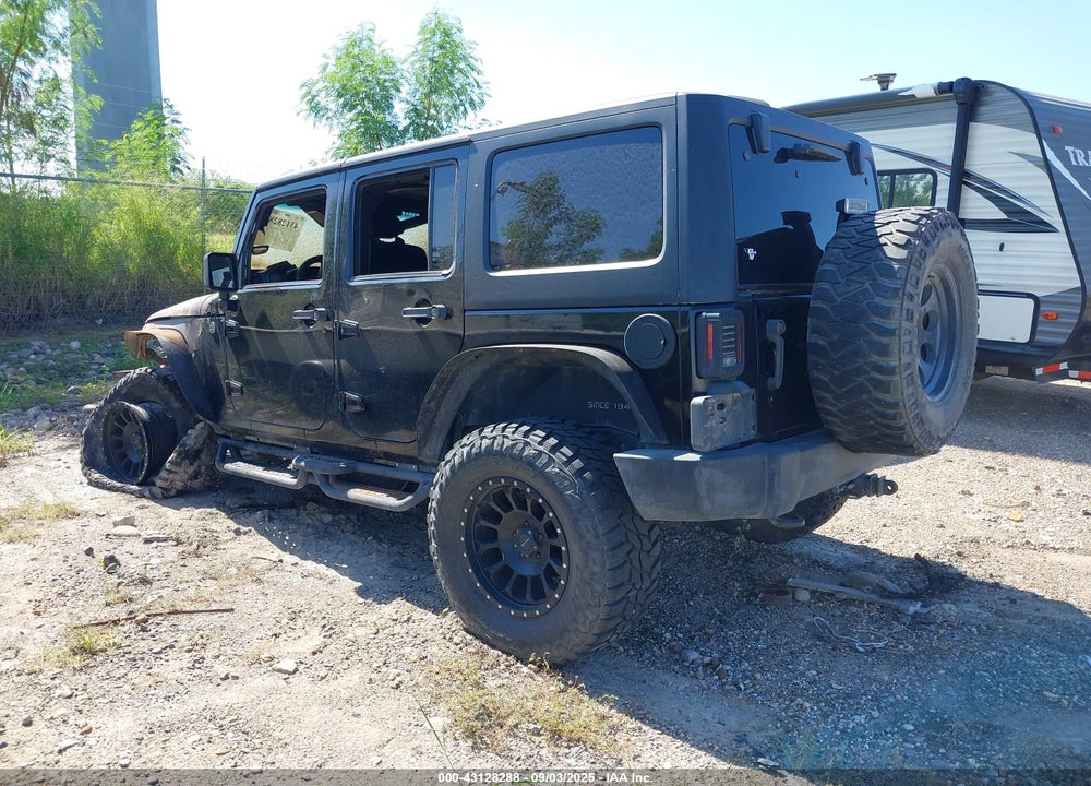 2011 JEEP WRANGLER UNLIMITED VIN: 1J4BA3H11BL575370