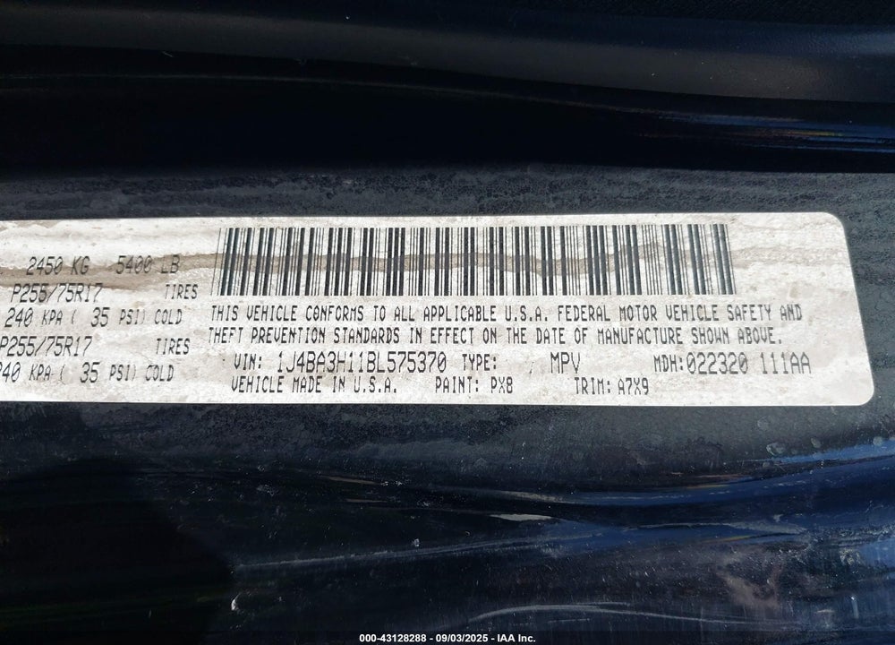 2011 JEEP WRANGLER UNLIMITED VIN: 1J4BA3H11BL575370