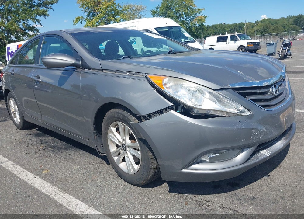 2013 HYUNDAI SONATA GLS VIN: 5NPEB4AC7DH791460
