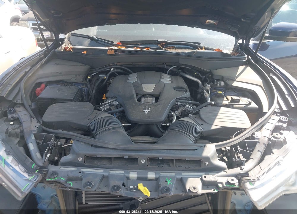 2019 MASERATI LEVANTE GRANLUSSO VIN: ZN661XUL7KX323586