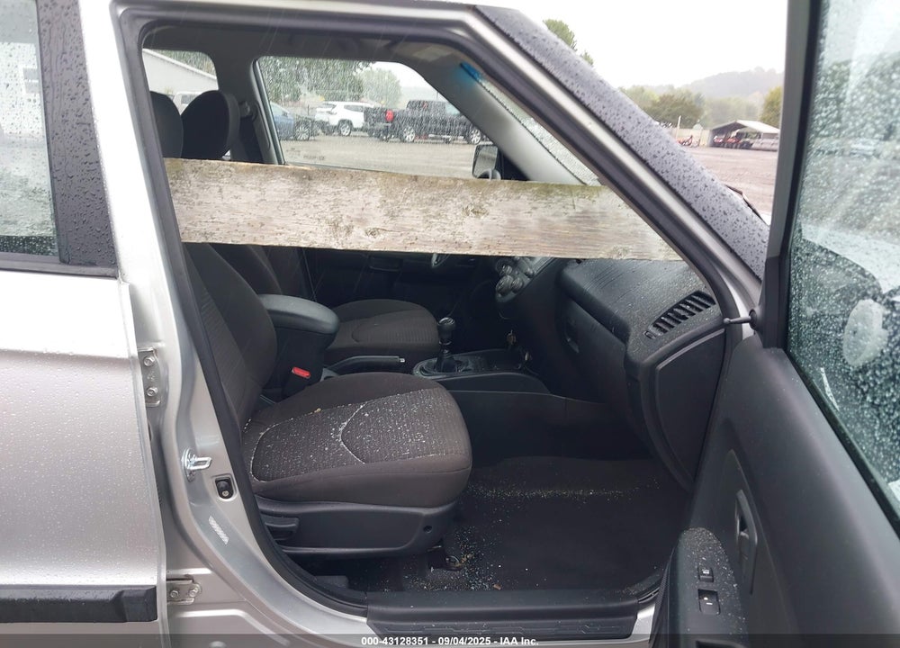 2011 KIA SOUL VIN: KNDJT2A10B7332612
