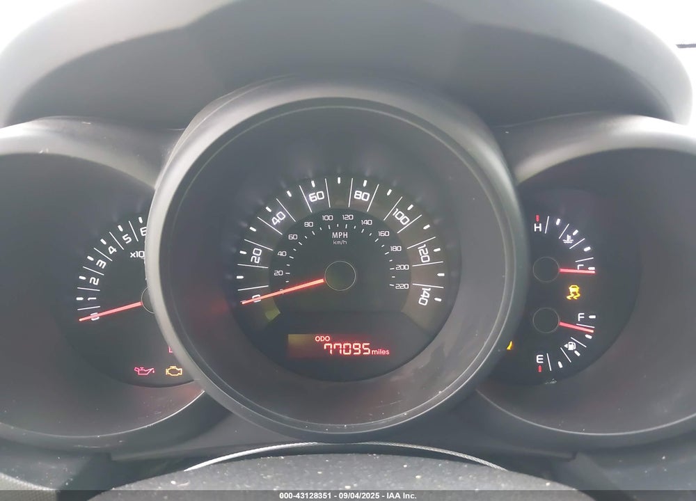 2011 KIA SOUL VIN: KNDJT2A10B7332612