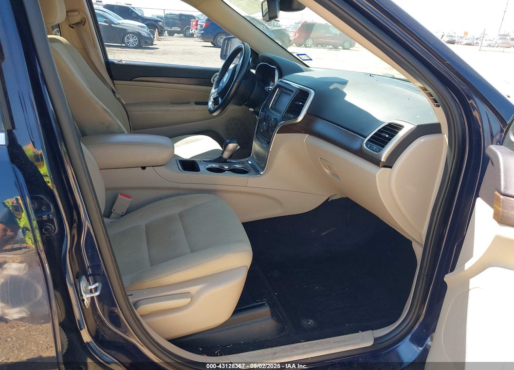 2016 JEEP GRAND CHEROKEE VIN: 1C4RJFAG7GC313431