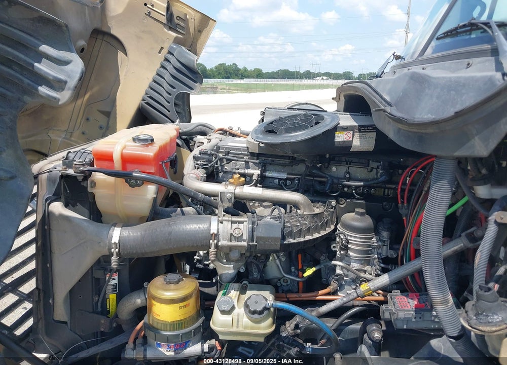 2016 FREIGHTLINER CASCADIA 125 VIN: 3AKJGLD50GSGU5361