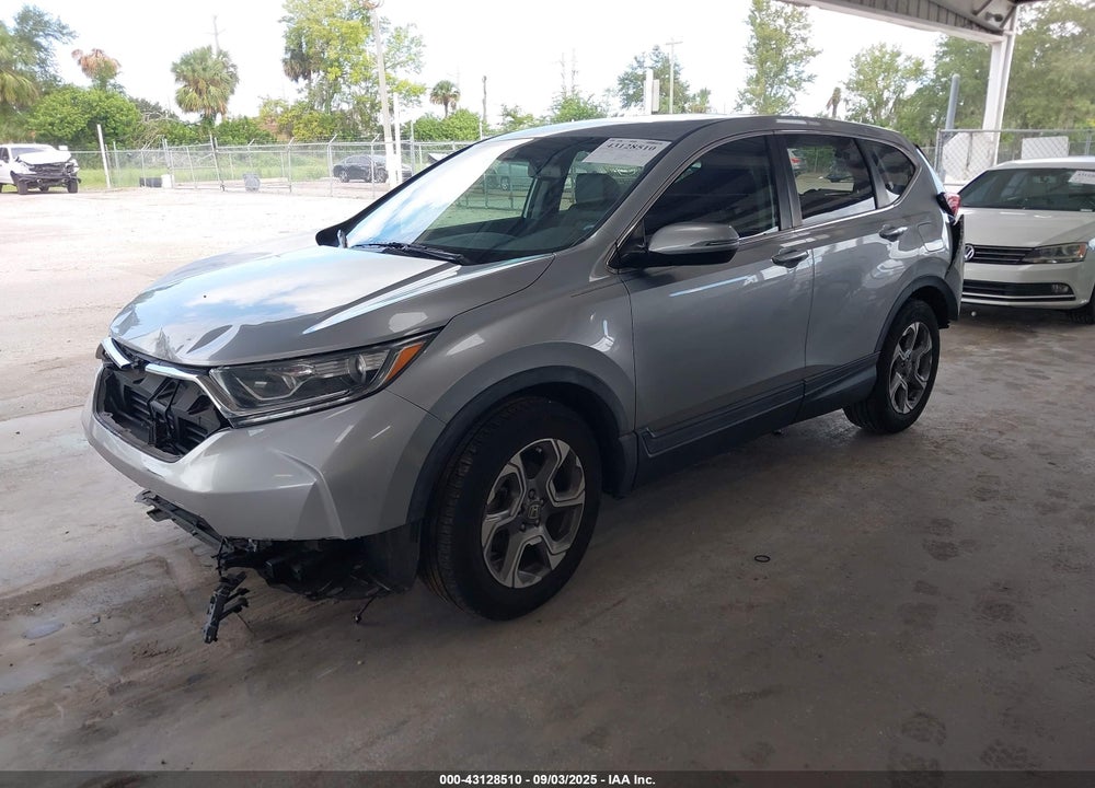 2018 HONDA CR-V VIN: 7FARW1H81JE018617