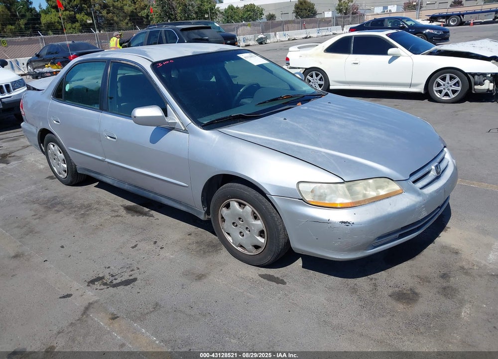 2001 HONDA ACCORD 2.3 LX VIN: 3HGCG66571G701518