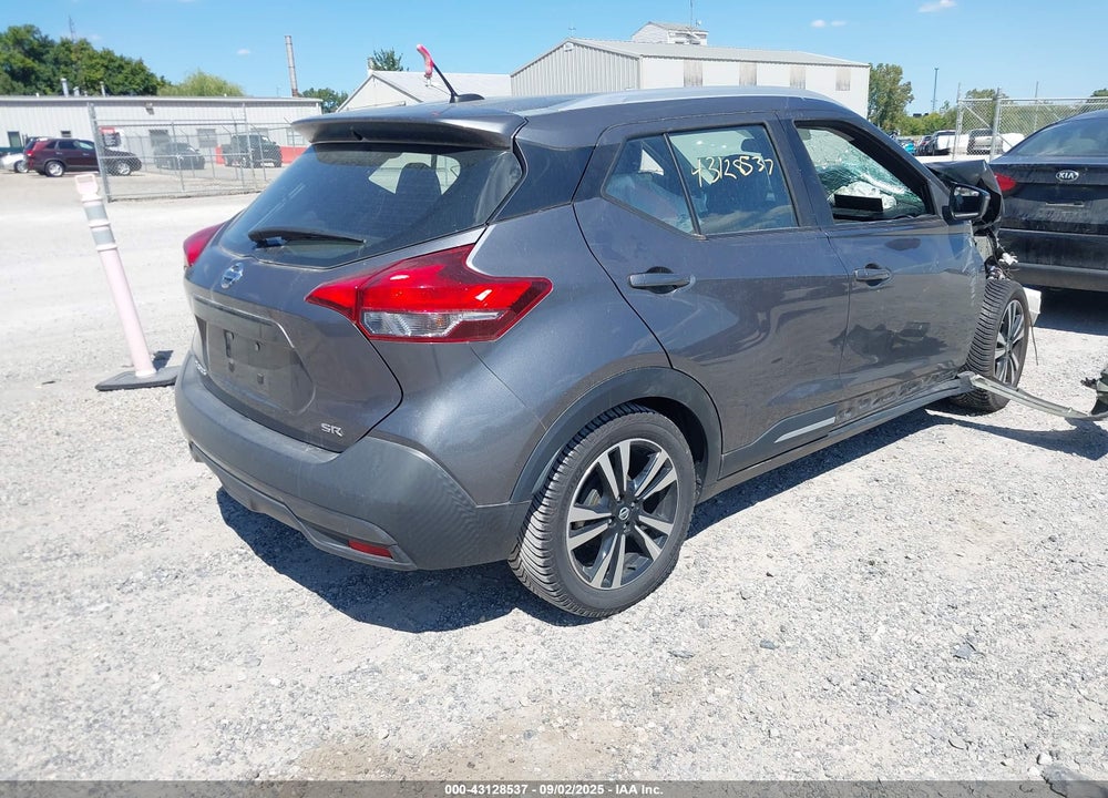 2019 NISSAN KICKS VIN: 3N1CP5CUXKL565451