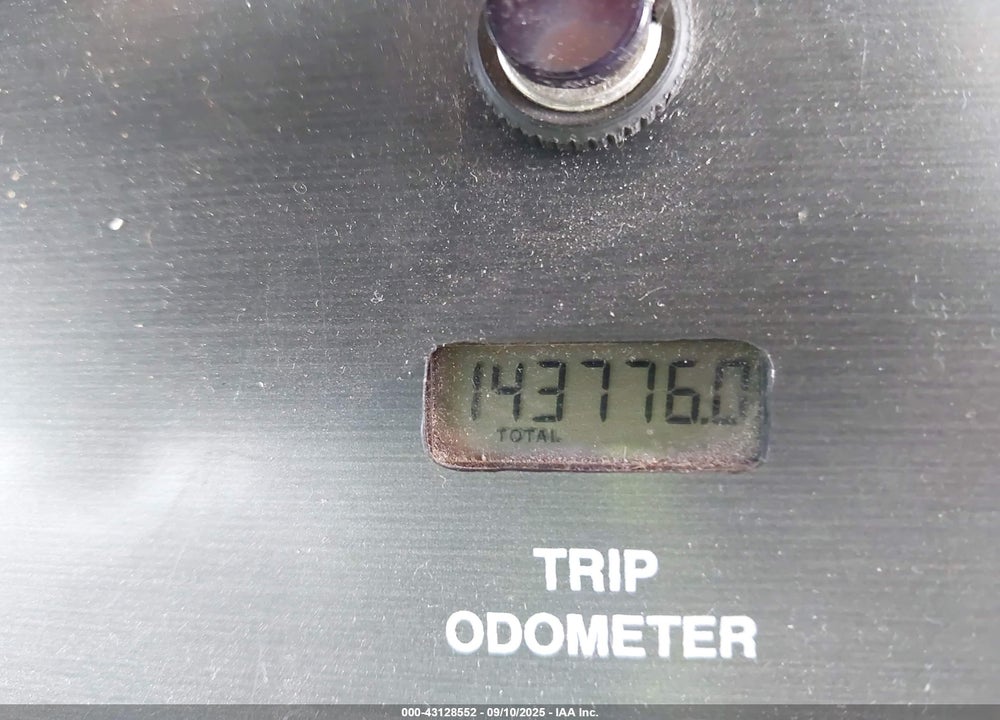 2000 ROADMASTER RAIL DYANASTER VIN: 1RF120510Y2009094