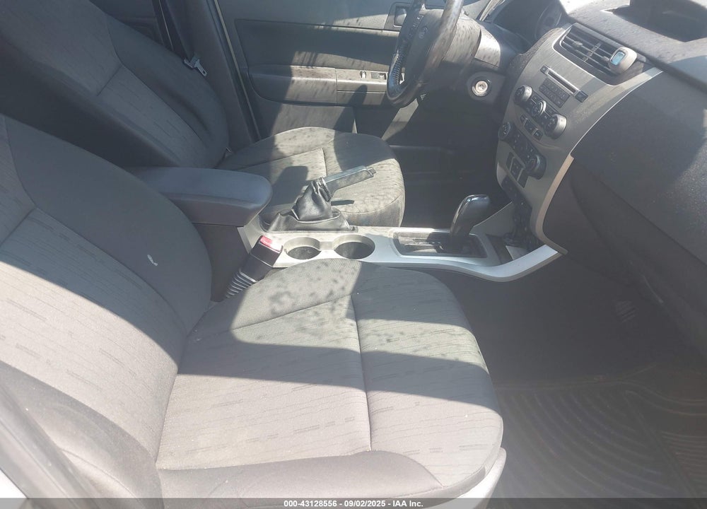 2014 HYUNDAI ELANTRA VIN: KMHD35LH9EU224810